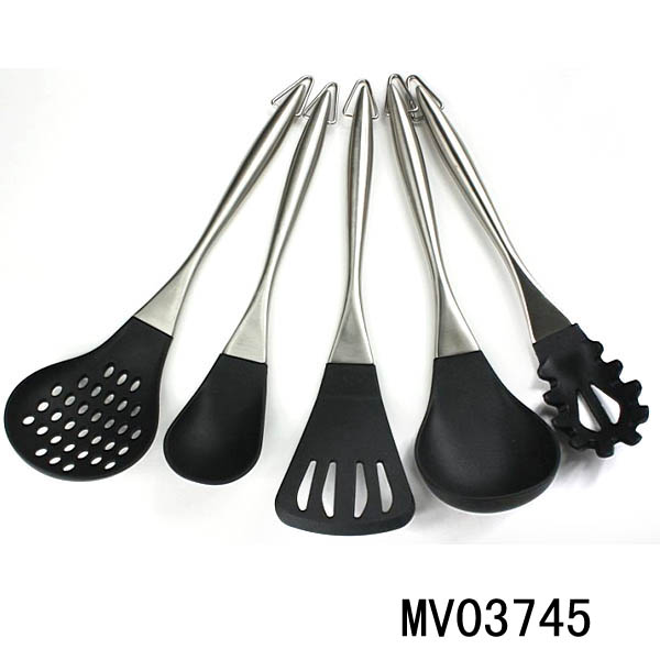MV03745 MV03745.jpg