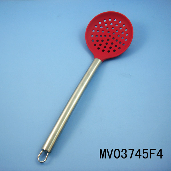 MV03745F4.jpg