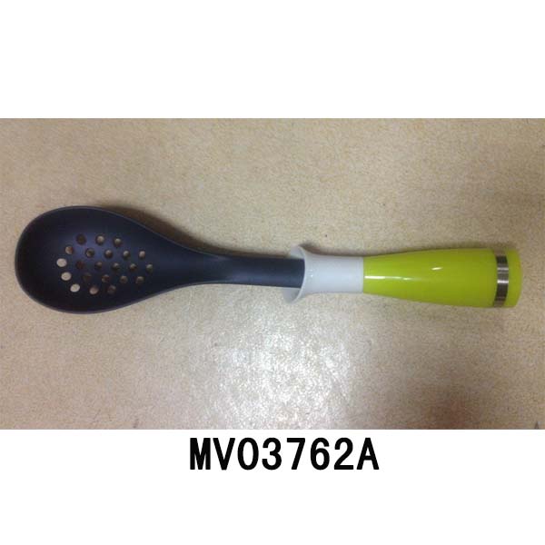 MV03762A.jpg