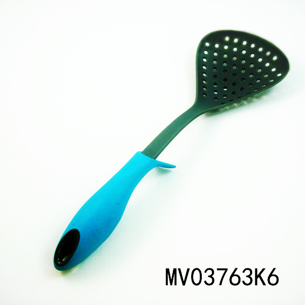 Rubber Handle Nylon Kitchen Tools/Strainer