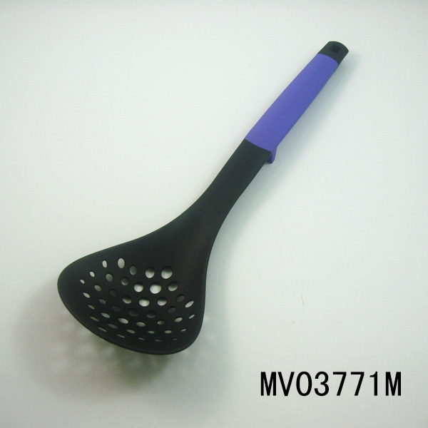 Nylon Kitchen  Tools With Rubber And Plastic Handle /Strainer