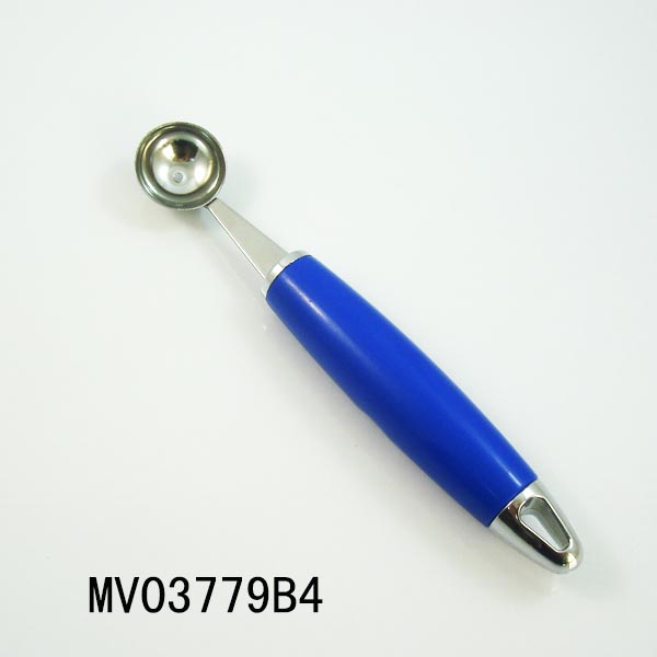 MV03779B4.jpg