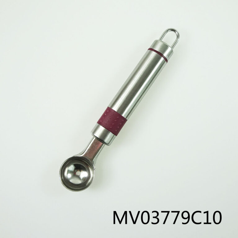 MV03779C10.jpg