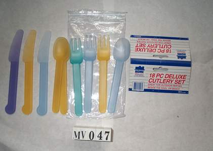 MV047 18Pcs Plastic Knife & Forks & Spoon