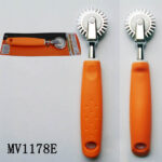 Pastry Cutter  & Plastic Handle T/C