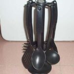7Pcs Nylon Kitchen Tools Set W/Rack