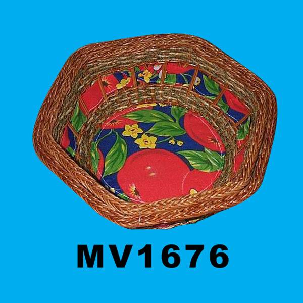 MV1676.jpg