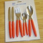 8Pcs Culery Set W/Plastic Handle B/C
