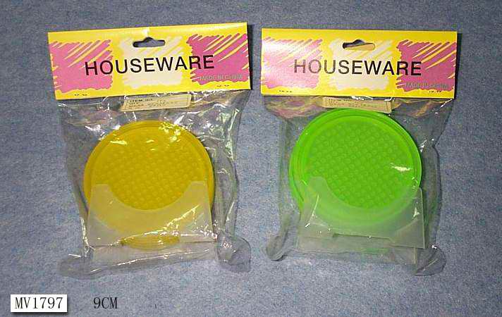 MV1797 4Pcs Plastic Cushion 9Cm In Pvc Bag W/Hang Card