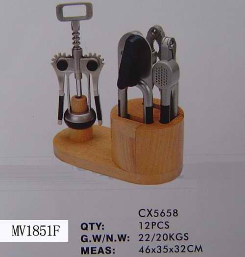 MV1851F 4Pcs Kitchen Tools & Block Set