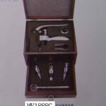Die-Casting Wine Set In Wooden Box