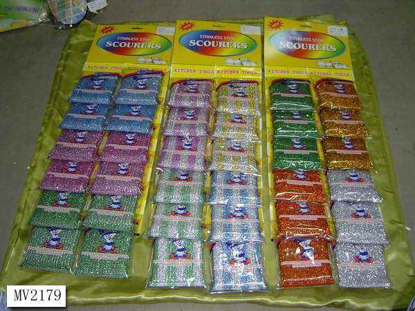MV2179 24Pc Scourer Set