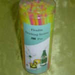 200Pcs Straw W/Pvc Box