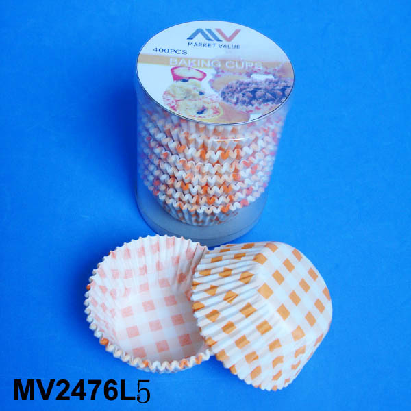 400Pcs Baking Cup With 8Cm Pvc Container