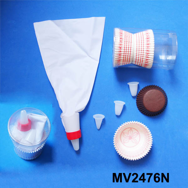 MV2476N 60Pcs Baking Cups & 3Pcs Butter Mouth & Syringe Set In Pvc Bottle