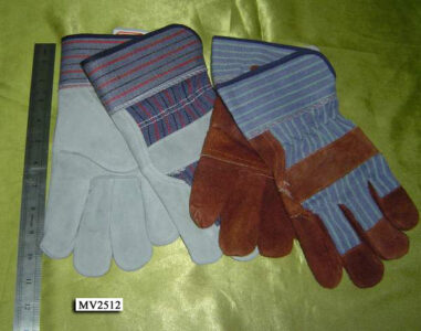 Skin Glove