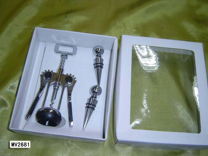 MV2681 Wine Bottle Opener W/2Pcs Bottle Plug
