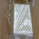 Cheese Grater With Plastic Tray