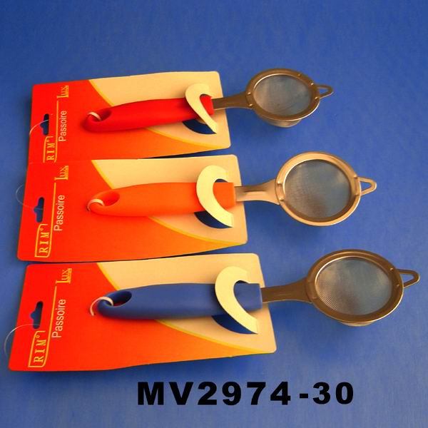MV2974-30 Strainer Plastic Handle 6.5Cm T/C