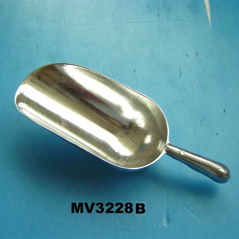 MV3228B 24Oz Aluminue Ice Scoop