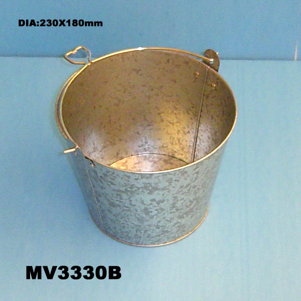 MV3330B Ice W/Bottle Open Hand