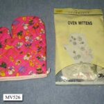 Oven Gloves In Pvc Bag