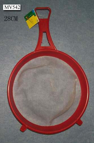 MV542 18Cm Plastic Strainer