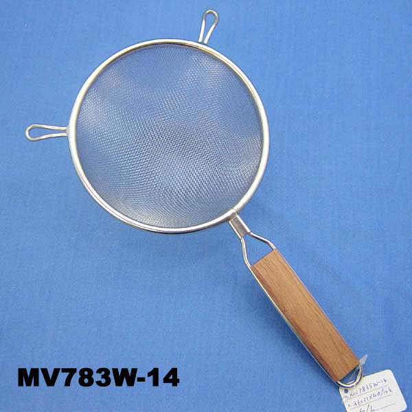 MV783W-14 14Cm Stainer S.S. W/ Wooden Handle