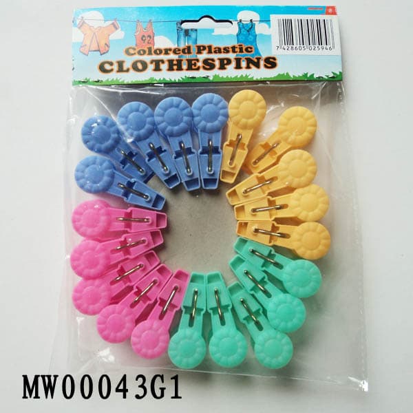 20Pcs Plastic Clothes Pegs W/Pe Shrink