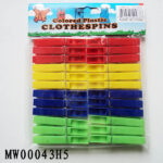 24Pcs Plastic Clothes Pegs W/Pe Shrink