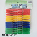 24Pcs Plastic Clothes Pegs W/Pe Shrink