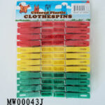 24Pcs Plastic Clothes Pegs W/Pe Shrink