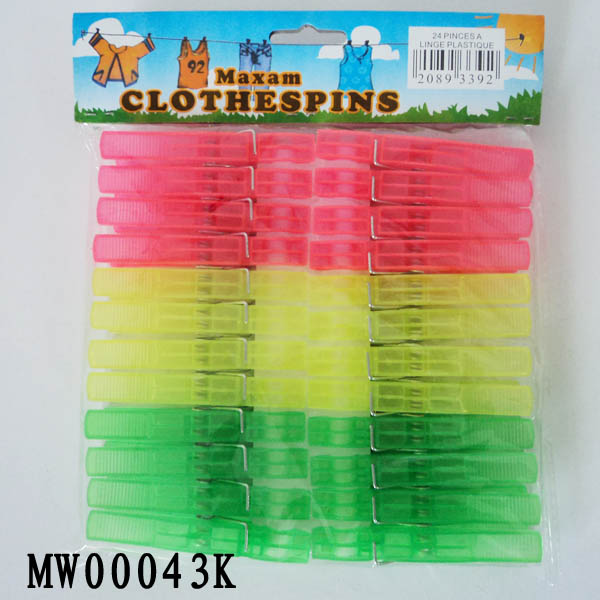 24Pcs Plastic Clothes Pegs W/Pe Shrink
