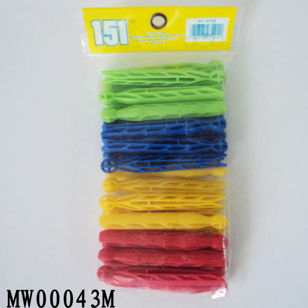 24Pcs Plastic Clothes Pegs