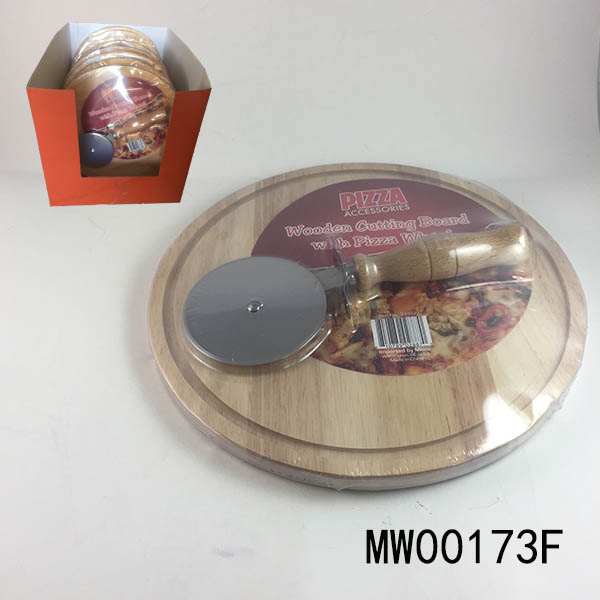 Beech Pizza Cutter+29.5Cm Rubber Wooden Board