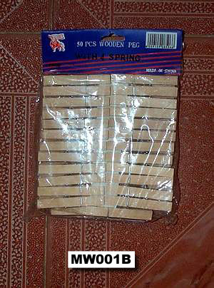 50Pcs Wooden Clothes Pegs In Pvc W/Hang Card