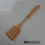 13"Bamboo Leakage Spade