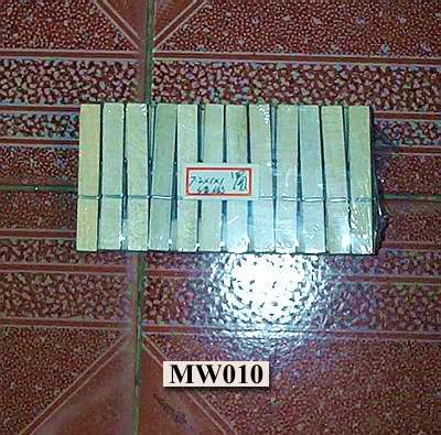 MW010 24Pcs Wooden Clothes Pegs Shrink