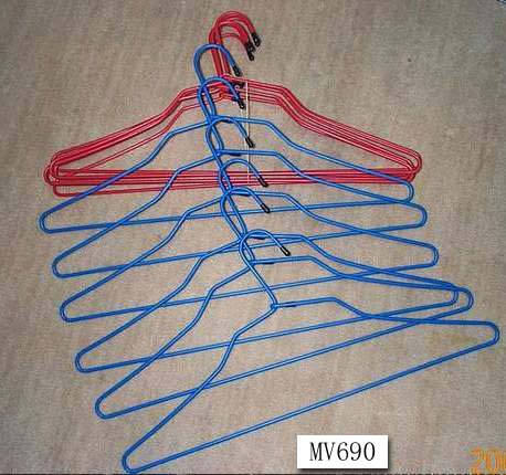 MW144 12Pcs Plastic Coated Metal Hanger