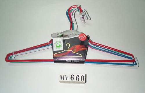 MW147 12Pcs Plastic Coated Metal Hanger