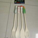 0538 12" Wooden Kitchen Tool In Pvc Bag W/Hang Card