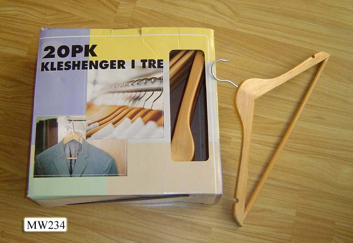 MW234 20Pcs Wooden Clothes Hanger Color Box