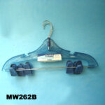 3Pk Plastic Hanger W/2Pcs Plastic Pegs